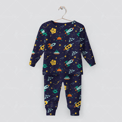 Outer spaces Pattern